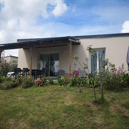 Baradoz Villa ปลูบาซลาเนค ภายนอก รูปภาพ
